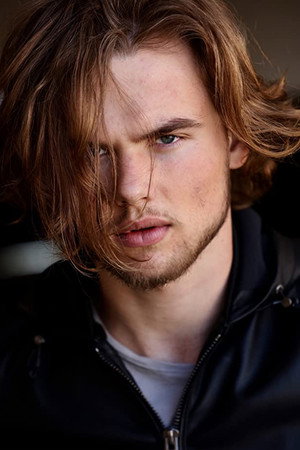 Cover image for Garrett Wareing
