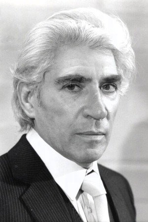 Cover image for Frank Finlay