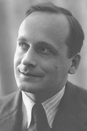 Cover image for Георгий Менглет