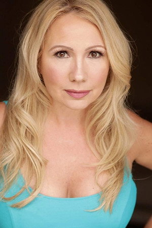 Cover image for Stephanie Garvin