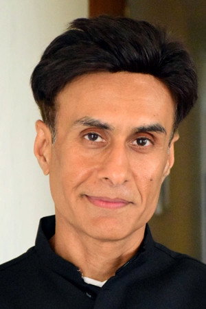 Cover image for Arif Zakaria