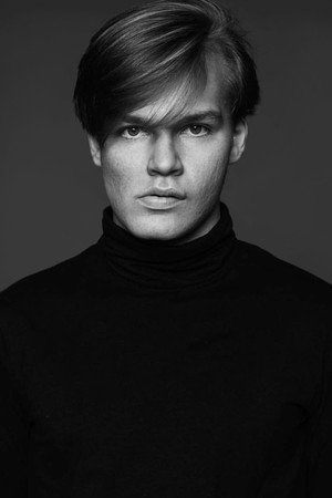 Cover image for Давид Александэр Сьёхолт