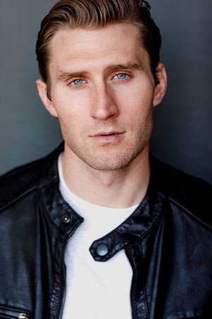 Cover image for Spencer Vaughn Kelly
