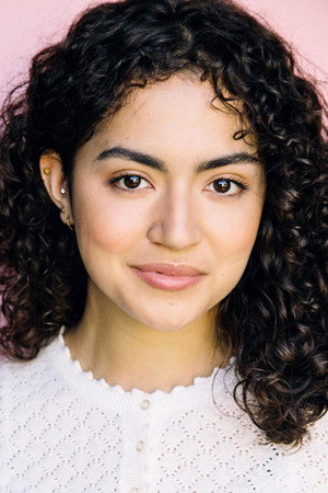Cover image for Olivia Tovar