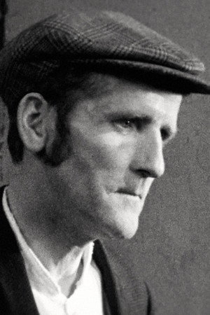 Cover image for Bernard McKenna