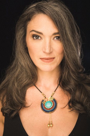 Cover image for Elizabeth Laidlaw