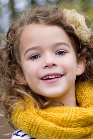 Cover image for Chloe Lee