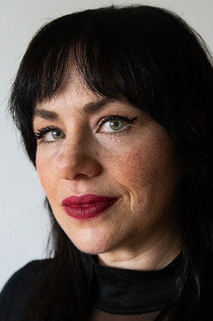 Cover image for Karine Teles