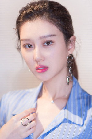 Cover image for 于子洋