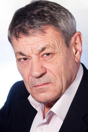 Cover image for David Cann