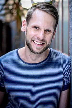 Cover image for Chris van Rensburg
