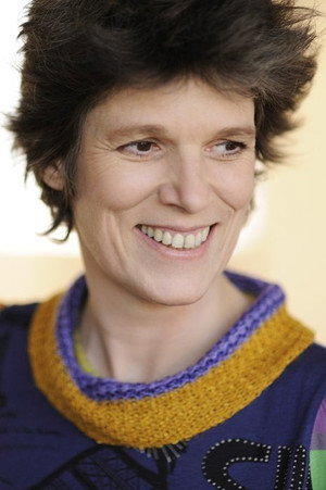 Cover image for Laura Benson