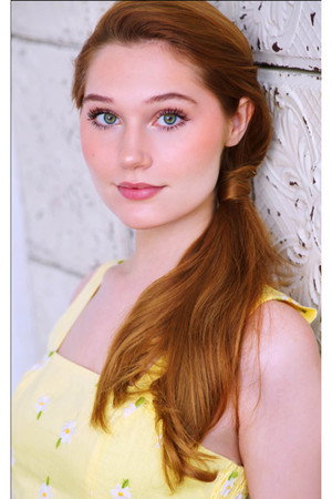 Cover image for Serena Laurel