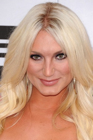 Cover image for Brooke Hogan