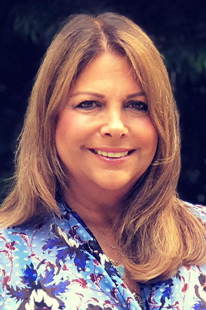 Cover image for Susan Ursitti