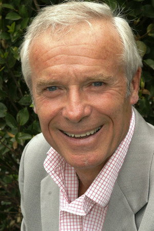 Cover image for Pierre Douglas