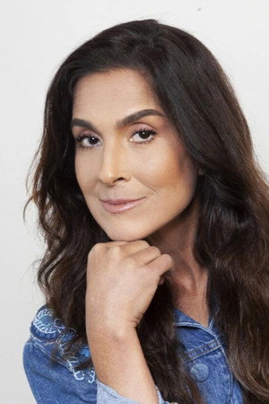 Cover image for Izabella Bicalho