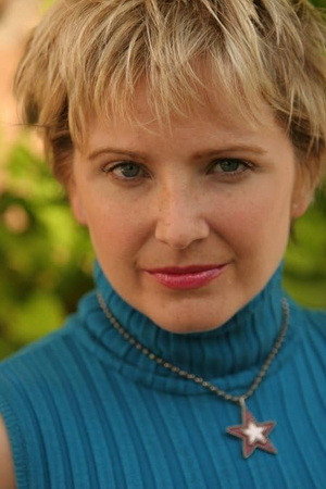 Cover image for Cassie Rowell