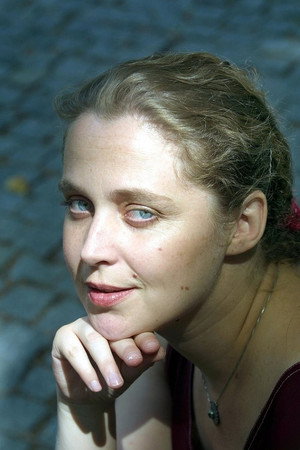 Cover image for Eva Horká