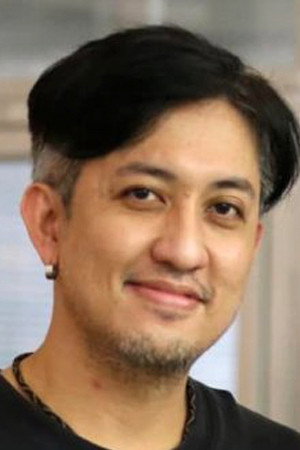 Cover image for Natthaphong Wongkaweepairod