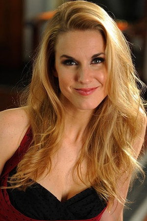 Cover image for Beth Mickle