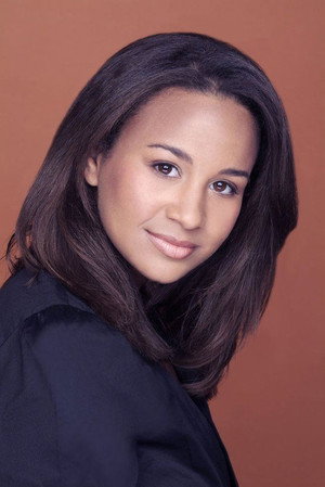Cover image for Shadia Simmons