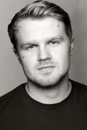 Cover image for Elliot Baxter
