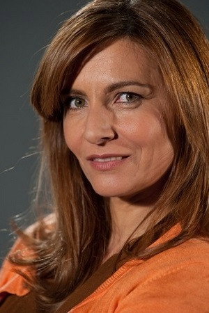 Cover image for Vera Alves