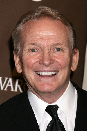 Cover image for Bob Mackie