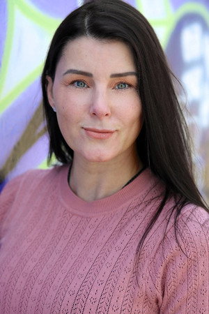 Cover image for Amanda Himsworth