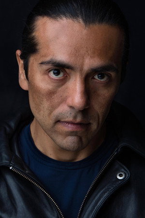 Cover image for Raúl Cardona