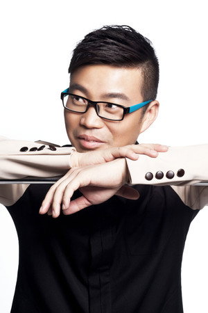 Cover image for 王迅