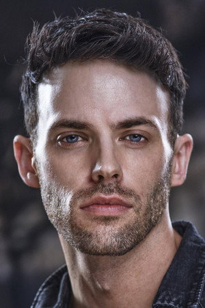 Cover image for Cameron Love