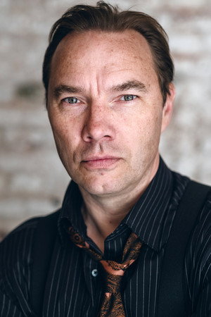 Cover image for Thomas Arnold