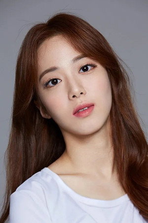 Cover image for Jung Hyun-ji