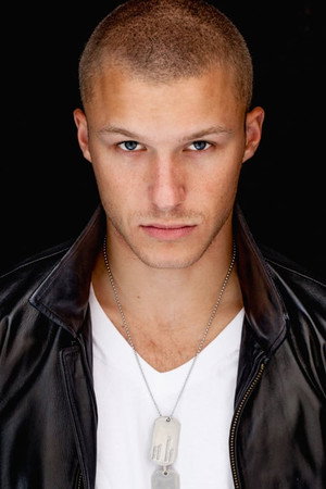 Cover image for Skyler Maxon