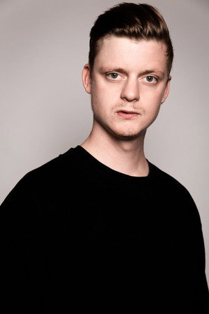 Cover image for Yari van der Linden