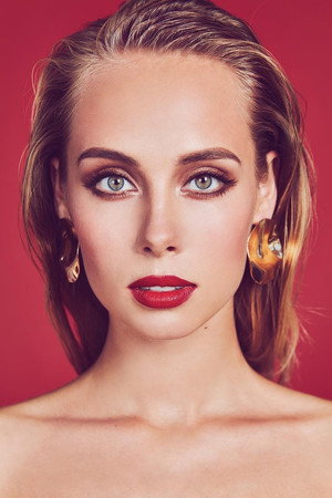Cover image for София Персиянинова