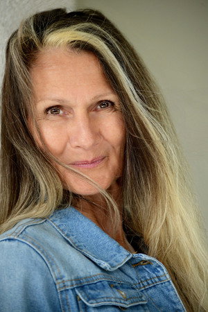 Cover image for Linda Cushma