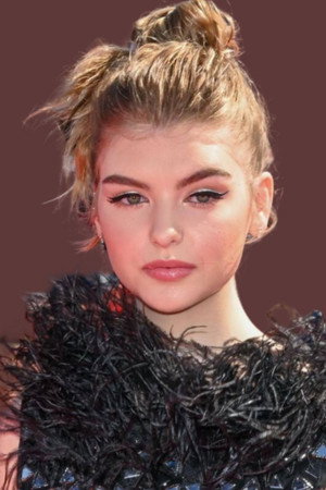 Cover image for Lyliana Wray