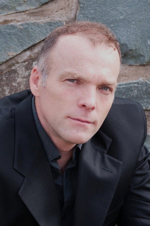 Cover image for Hugh Thompson