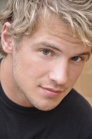 Cover image for Freddie Stroma