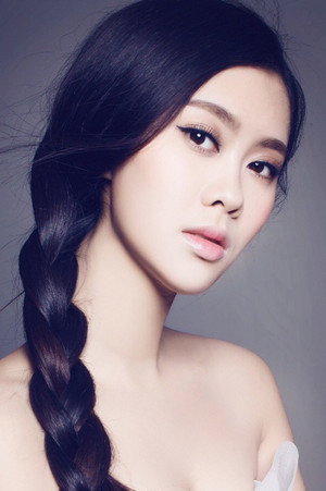 Cover image for Jiaying Li