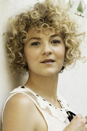 Cover image for Oona Mekas