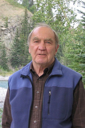 Cover image for Ken Pogue