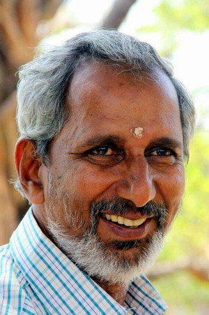 Cover image for Vettukili Prakash