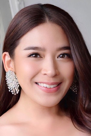 Cover image for Pimmara Charoenphakdee