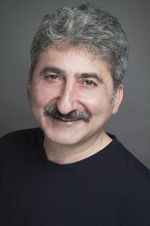 Cover image for Tuna Orhan