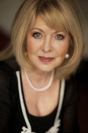 Cover image for Vlasta Žehrová