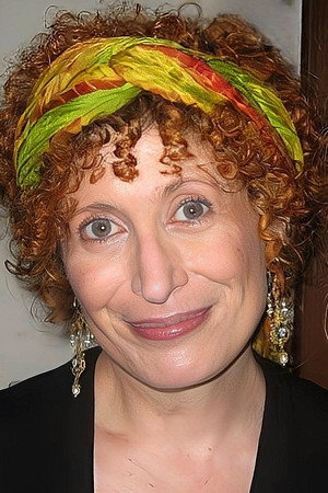 Cover image for Julia Pearlstein